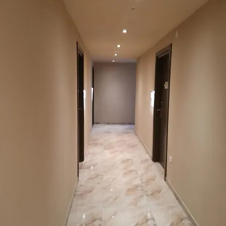 شقة Jordan Kc 9c 35 كوباونيك