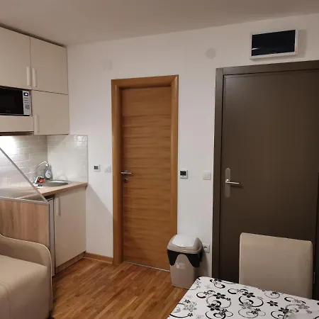 Jordan Kc 9c 35 شقة *