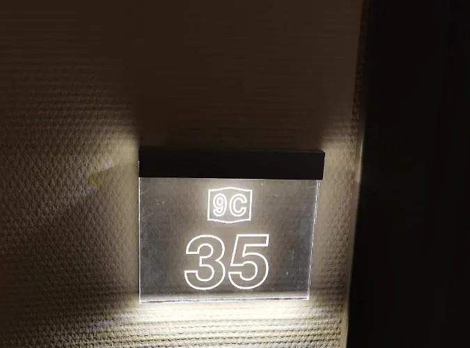 Jordan Kc 9c 35 アパート *