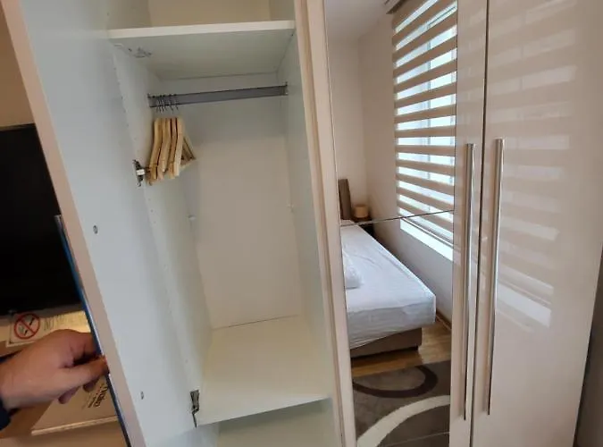 Jordan Kc 9c 35 アパート *